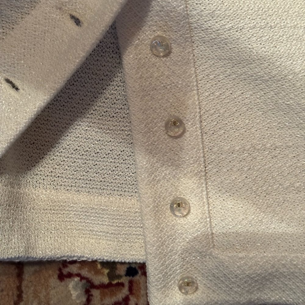 🍁SOLD🍁Chanel Cream Cardigan - Picture 6 of 17